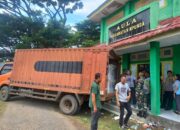 Personil Polres Bima Kota Kawal Pergeseran Logistik Hasil Rekap di PPK Wera dan Ambalawi