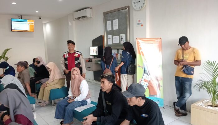 Polres Lombok Barat Cegah Kejahatan dengan Pengamanan Ketat di Bank BNI