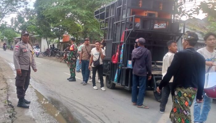 Nyongkolan di Dusun Jelateng Timur: Polisi Amankan Jalur dan Warga Terbantu