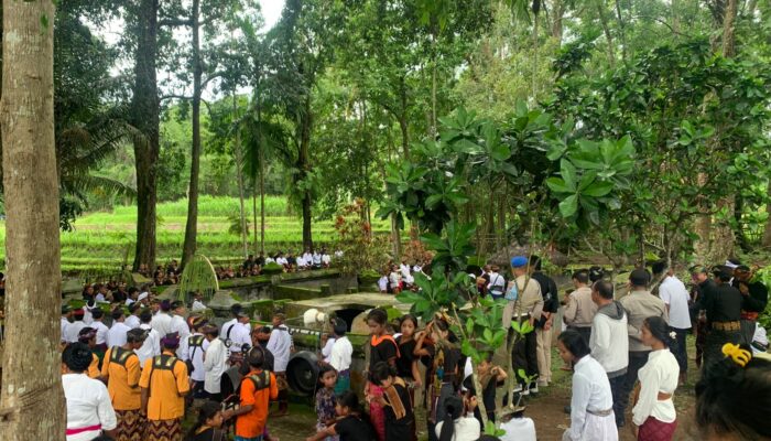 Nyelamat Gumi: Warisan Budaya Umat Budha yang Tetap Lestari di Lombok Barat