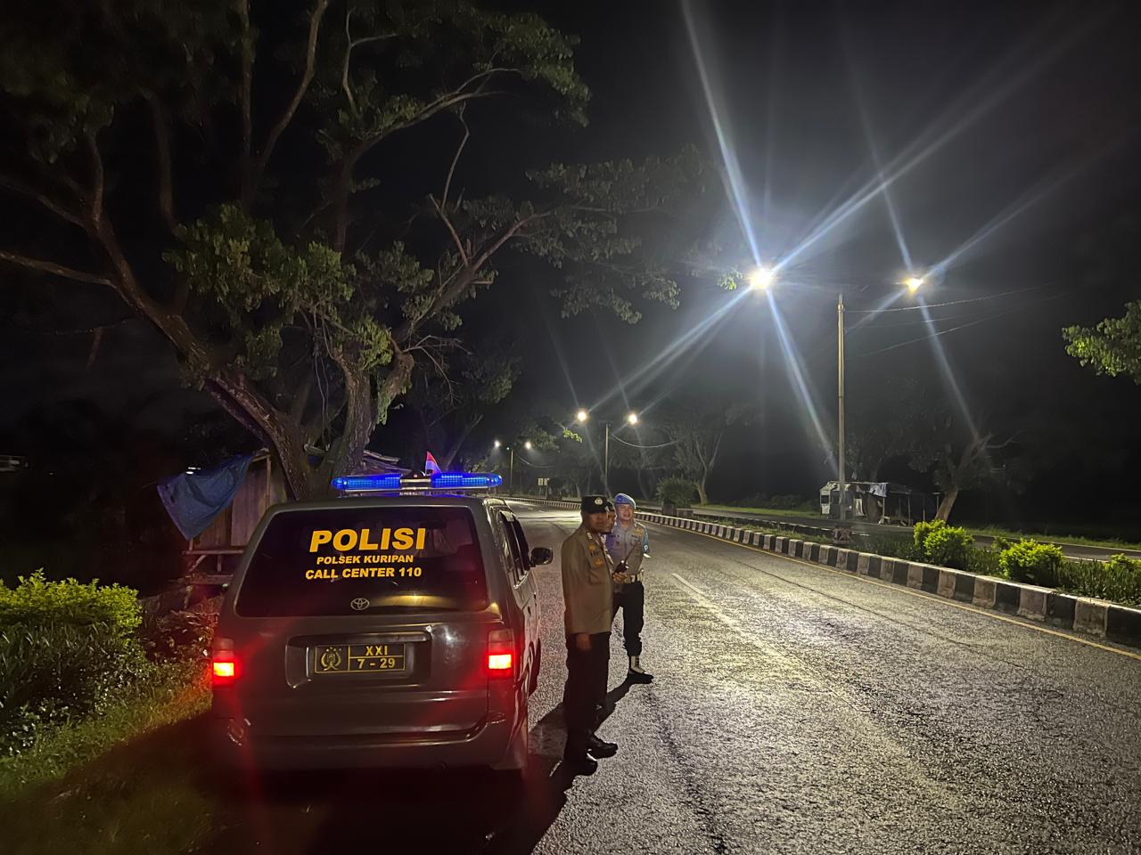 Malam Aman di Bypass BIL: Sinergi Polsek Kuripan Jaga Keamanan Masyarakat