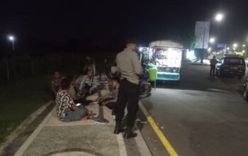 Antisipasi Kejahatan Malam, Polres Lobar Gelar Patroli Gabungan di Perbatasan