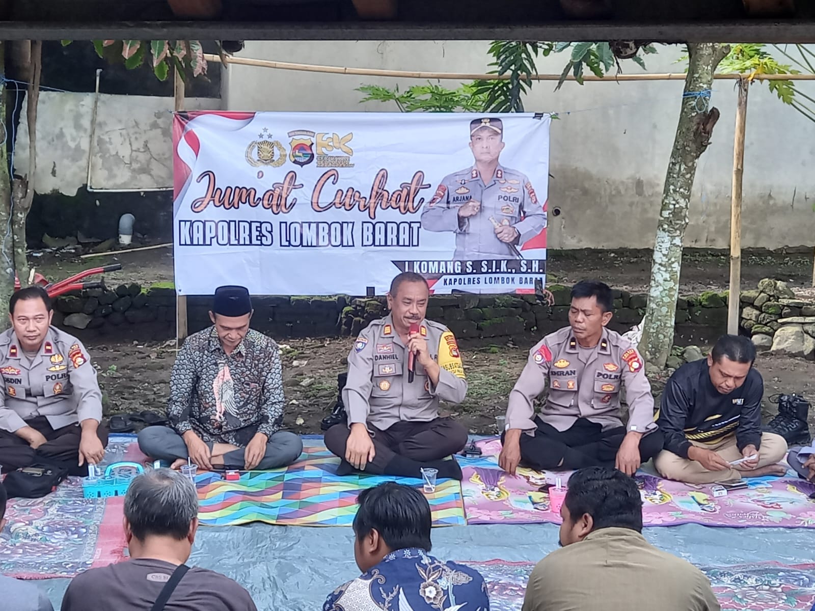 Jumat Curhat di Kuripan Utara: Sinergi Polisi dan Masyarakat Wujudkan Ketahanan Pangan dan Kamtibmas Kondusif