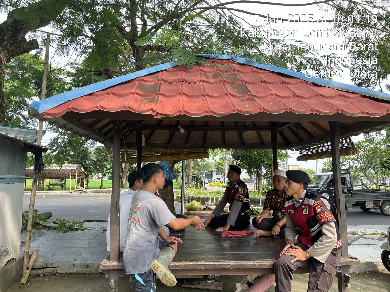 KEMOS 110 Hadir di Lombok Barat, Polisi Dekati Warga Lewat Patroli Dialogis