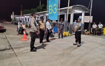 Malam di Pelabuhan Lembar, Patroli Ketat dan Pemeriksaan Bongkaran Demi Keamanan Penumpang