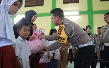 Operasi Keselamatan Rinjani 2025, Sat Lantas Polres Loteng Edukasi Siswa SLBN 1 Praya.