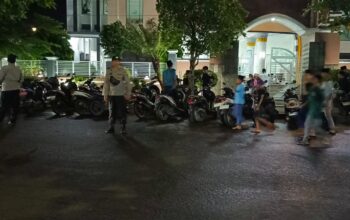 Polsek Labuapi Jamin Keamanan Ibadah Shalat Tarawih Berjamaah di Masjid Arraufurrahim